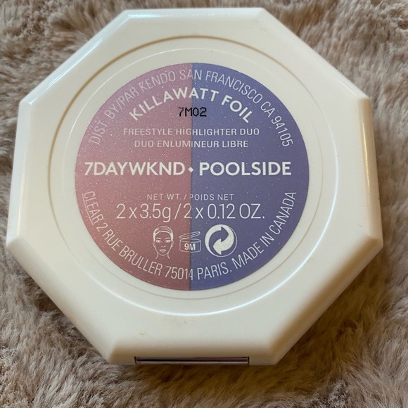 Fenty Beauty highlighter in Sand Castle/Mint’d Mojito and 7DayWknd/Poolside - Picture 4 of 7